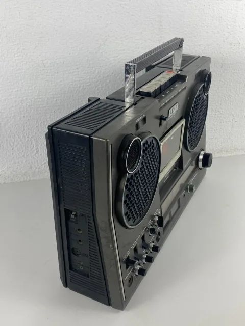 Akai AJ-480FS Ghetto Blaster Radio Cassette Recorder Boombox
