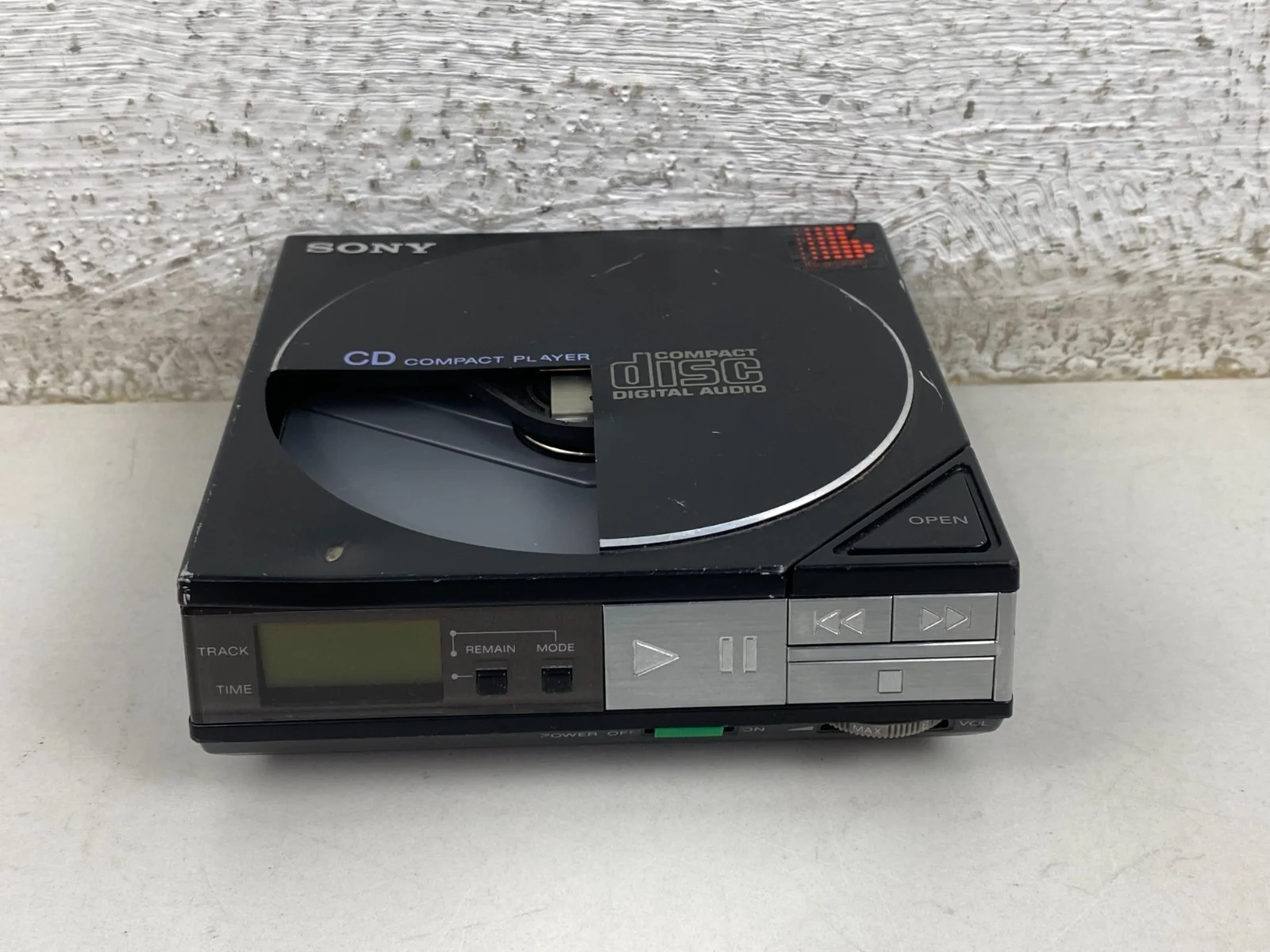 Sony D-50 Discman Portable CD Player