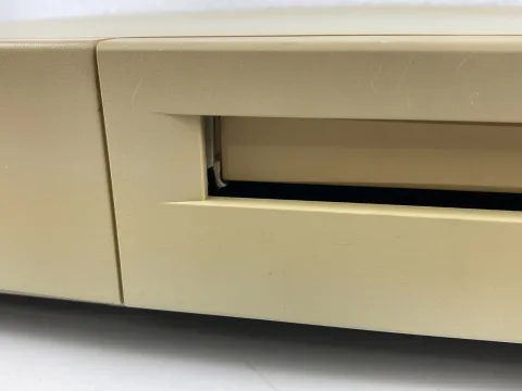 Apple Macintosh Performa 6116CD Power PC Computer M1596