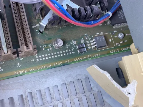 Apple Macintosh Performa 6116CD Power PC Computer M1596
