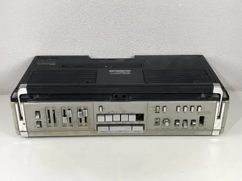 Sharp GF-9494X Cassette Radio Ghetto Blaster Tape Recorder Boombox