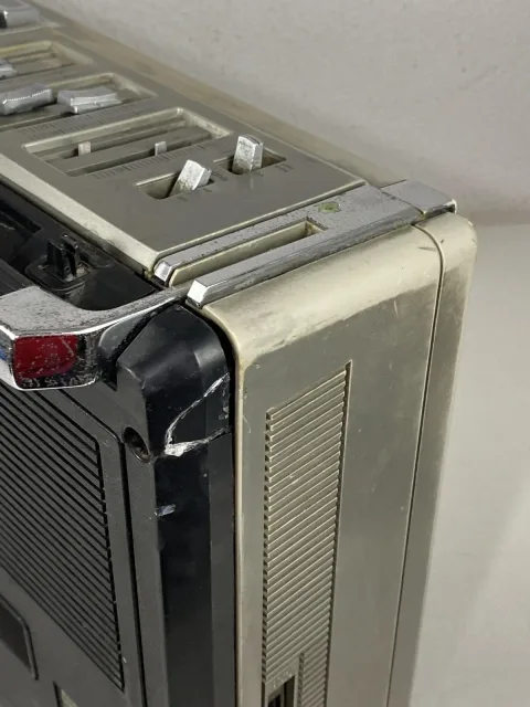 Sharp GF-9494X Cassette Radio Ghetto Blaster Tape Recorder Boombox