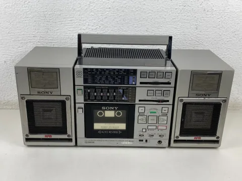 Sony CFS-9000 Stereo Boombox Ghettoblaster Stereo Cassette