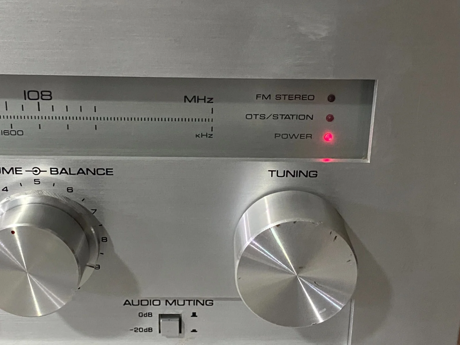 Yamaha CR-820 Stereo Receiver