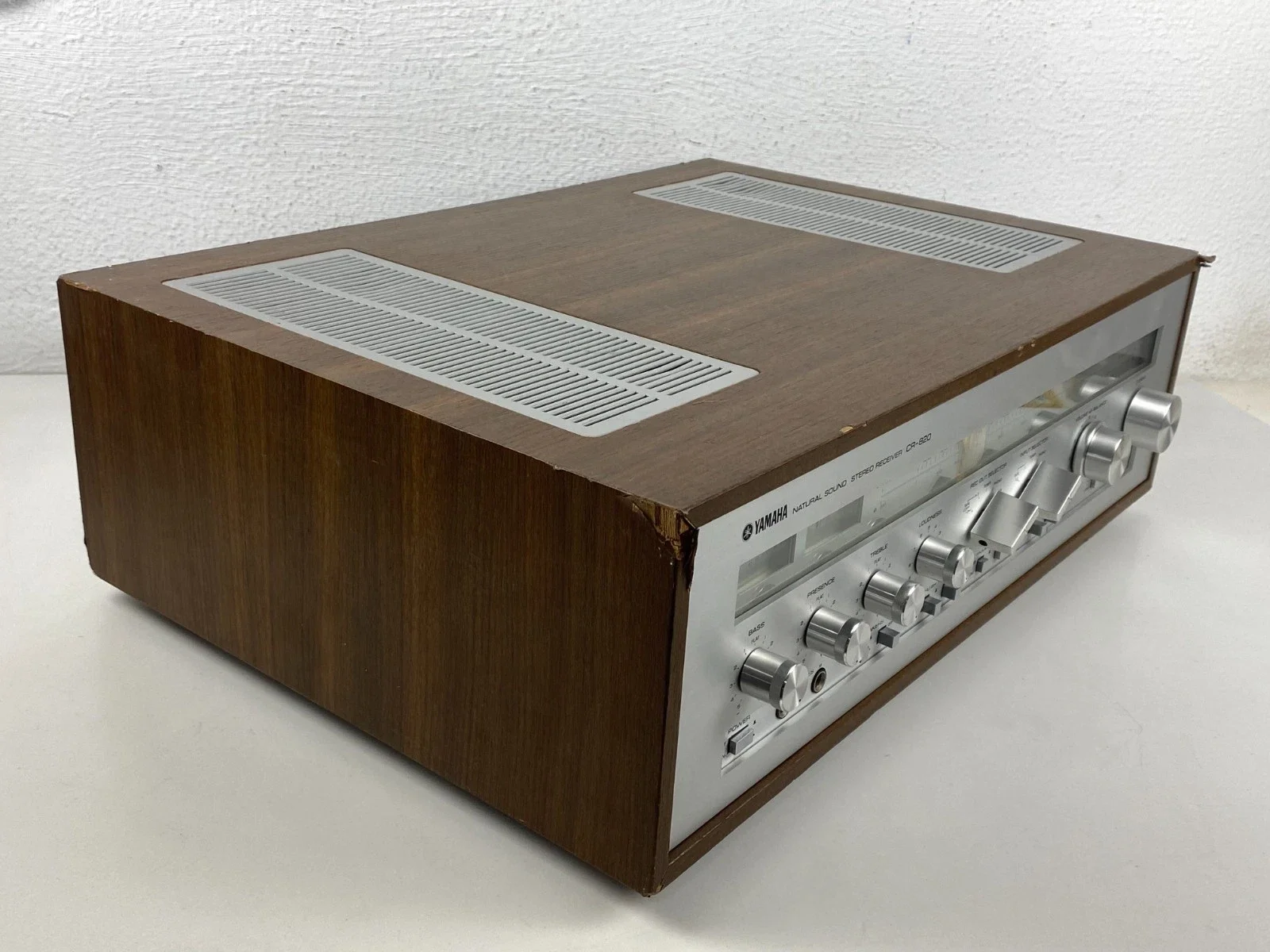 Yamaha CR-820 Stereo Receiver