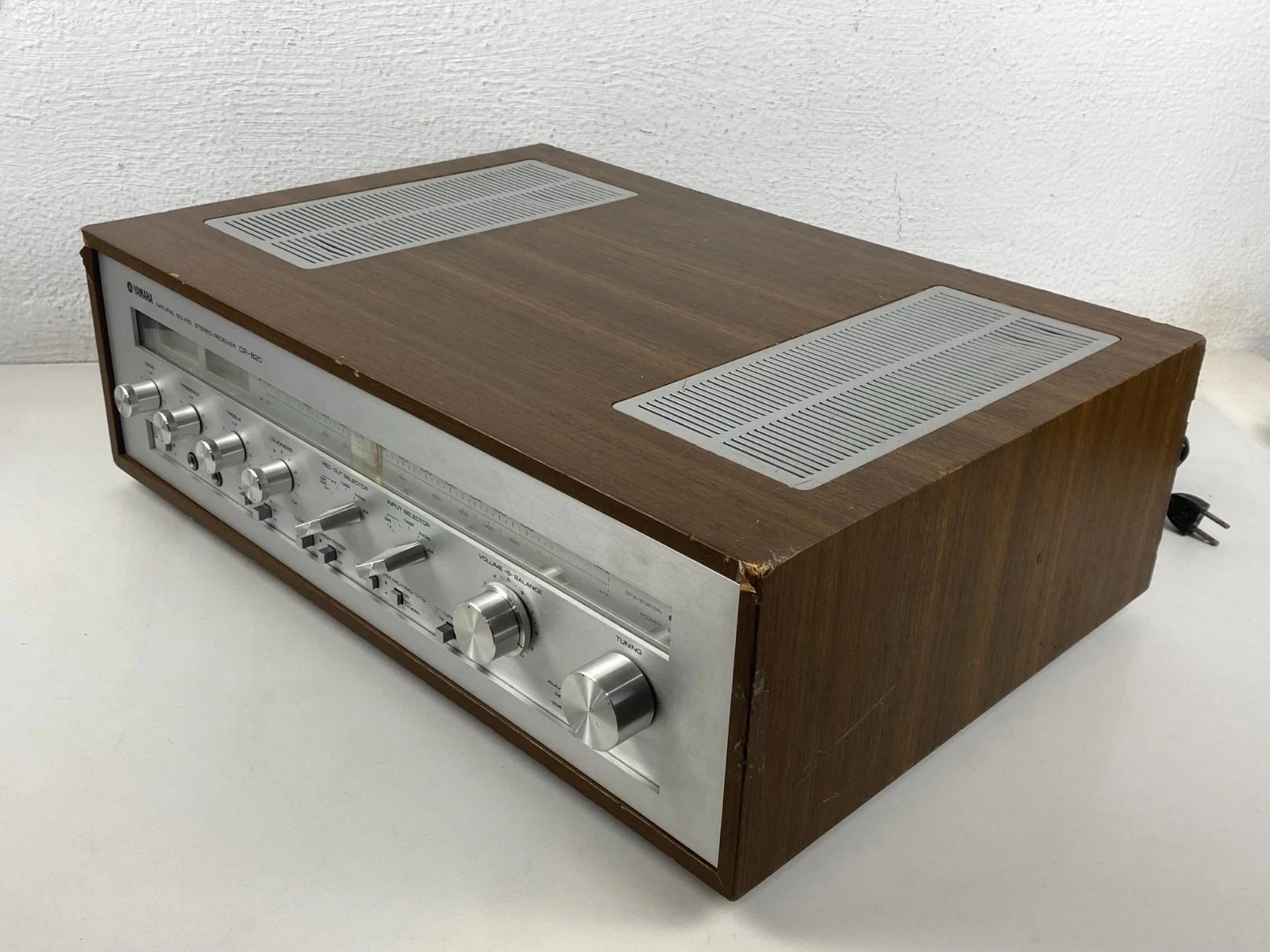 Yamaha CR-820 Stereo Receiver