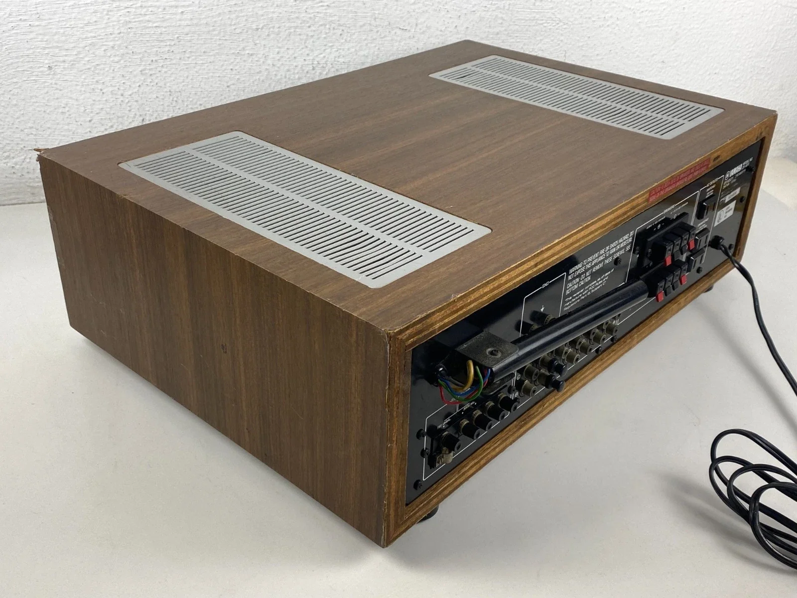 Yamaha CR-820 Stereo Receiver