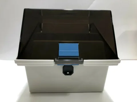 حالة تخزين أقراص مرنة 5.25 بوصة من Allsop طراز Disk File/60 مع مفتاح