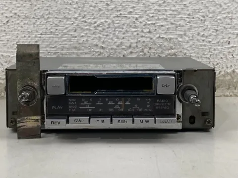 Sanyo FT-6072 Stereo Car Radio Cassette