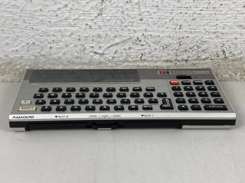 Casio FX-750P Personal Computer 1985 with 4k Memory Card Condition