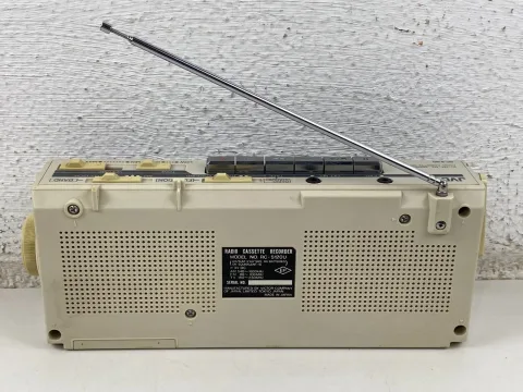 JVC RC-S120 TV/FM/AM 3-band radio cassette recorder