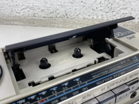 JVC RC-S120 TV/FM/AM 3-band radio cassette recorder