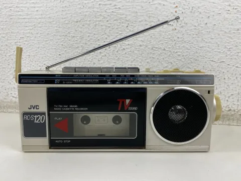 JVC RC-S120 TV/FM/AM 3-band radio cassette recorder