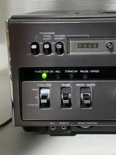 Toshiba Betamax V-5470D Video Cassette Recorder VCR 1979