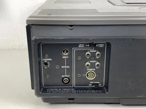 Toshiba Betamax V-5470D Video Cassette Recorder VCR 1979