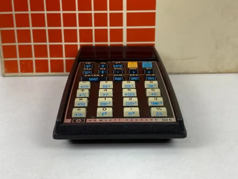 Hewlett Packard HP-32E Calculator W/ Original Box