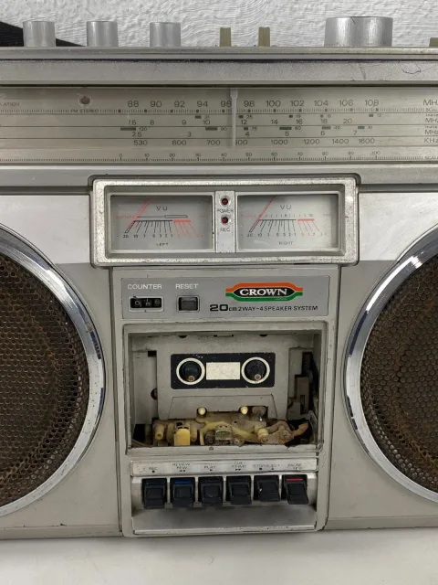 Crown CSC-850 Stereo Boombox Cassette Recorder Player Radio