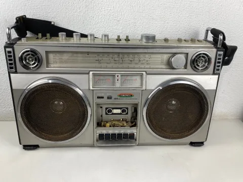 Crown CSC-850 Stereo Boombox Cassette Recorder Player Radio