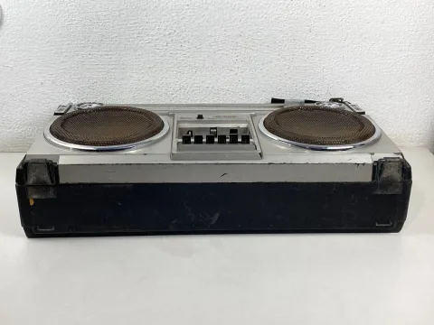Crown CSC-850 Stereo Boombox Cassette Recorder Player Radio