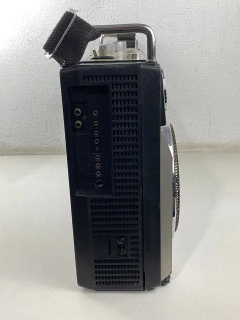 Crown CSC-850 Stereo Boombox Cassette Recorder Player Radio