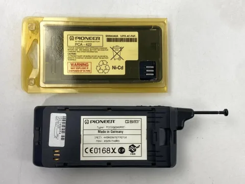 Retro Pioneer PCC-D715 GSM Mobile Cellular Phone