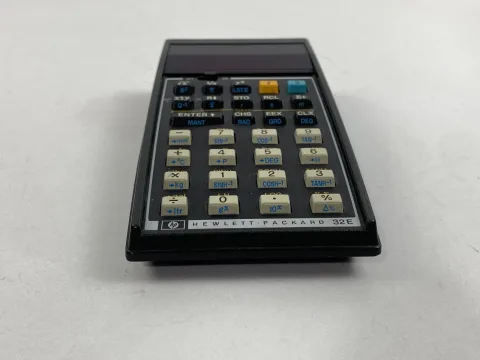 HP Hewlett Packard 32E Calculator