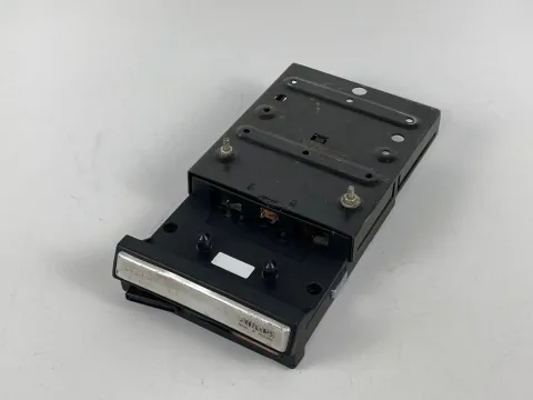 فيليبس N2605 مشغل كاسيت ستيريو للسيارات - تركيب للسيارات - من 1971-78