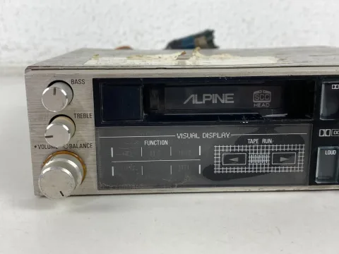Alpine 5331 cassette car stereo