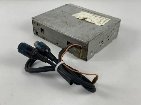 Alpine 5331 cassette car stereo