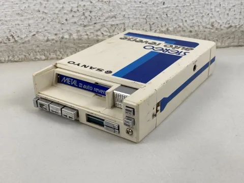Sanyo M6060 Portable Walkman Cassette Tape Player 1981
