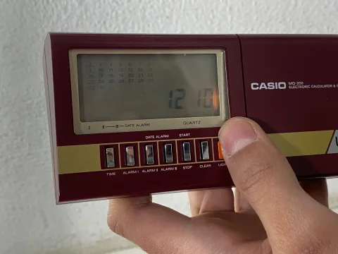 Casio MQ-200 Electronic Calculator &amp Clock LCD Musical Red