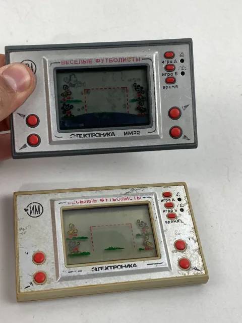 IM 22 Funny Football LCD Game on screen Elektronika Ussr soviet