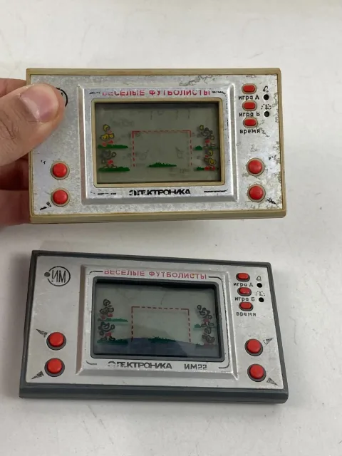 IM 22 Funny Football LCD Game on screen Elektronika Ussr soviet