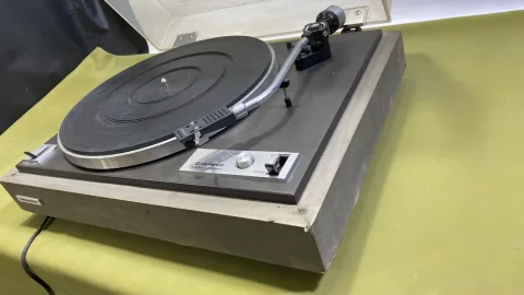 Pioneer Plain Old 1977 Belt drive PL-155A Stereo Turntab